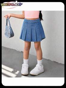 SHEIN Elladie kids 女童牛仔短褲，百褶牛仔裙褲，夏季新品，學院甜酷風，中藍色水洗牛仔色，適合夏季度假/音樂節，水洗鹽處理工藝，百褶裙褲廓形，舒適細棉牛仔面料，百搭日常穿搭，可搭配短袖T恤和白色運動鞋，適合夏季度假、派對聚會 - 中等水洗藍 - 查看 3