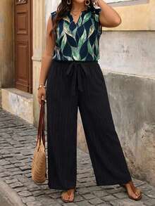 SHEIN VCAY Plus Size Vacation Solid Color V-Neck Shirt And Floral Print Pants Two Pieces Set - Royal Blue - View 1