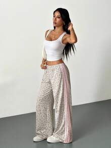 SHEIN PETITE 女款彈性腰休閒運動風百搭通勤城市度假寬腿運動褲 豹紋印花下擺 淺灰色 秋季 小個女款 - 彩色 - 查看 3