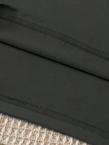 Sparklyn Pakaian Kasual Sehari-hari untuk Remaja Perempuan: Kaos Polos Kerah Bulat Berlipit dan Celana Motif Cetak Seluruh Permukaan - Hitam - View 8