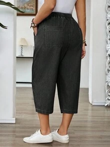 SHEIN EMERY ROSE CURVE Celana Capri Denim Kasual Wanita Ukuran Besar dengan Tali Serut di Pinggang dan Kantong - Light Wash - View 2