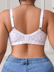 DesireSculpt Plus Size Wireless Bra Casual Comfortable Thin Bottom Push-Up Bra 1pc - White - View 8