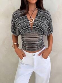 Aloruh Apricot Deep V-Neck Ruched Short Sleeve Loose Top Tight Bottom Women's T-Shirt - Black and White - View 6