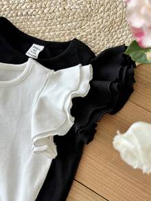 SHEIN Baby Girl Knitted Solid Color Round Neck Ruffle Trim Casual Romper 2-Piece Set - Black and White - View 4