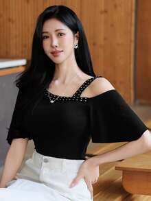 DAZY Women's Summer Asymmetrical Shoulder Design Rivet Decor Fitted Casual Elegant Pullover T-Shirt - Black - View 4