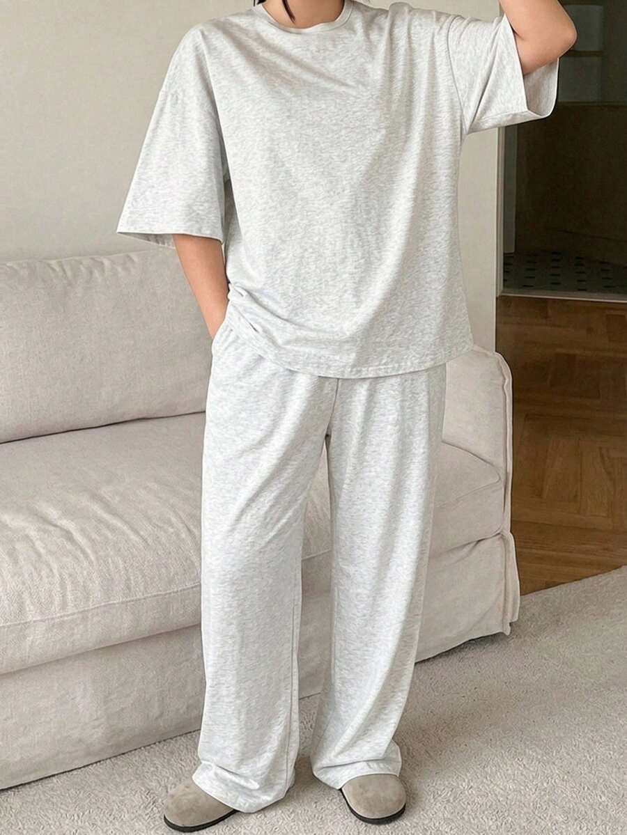 Dazy Plus Conjunto de pijama de top de cuello redondo de punto y pantalones cortos de unicolor - Gris - Ver 1
