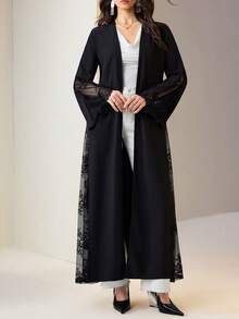 Al Najma 女款優雅素色蕾絲拼接長袍 - 黑色 - 查看 3
