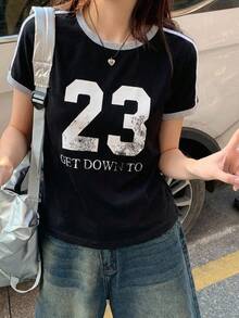 DAZY 女款對比色字母膠帶裝飾修身休閒街頭風運動短袖夏季圖案T恤，適合校園 - 黑色 - 查看 7