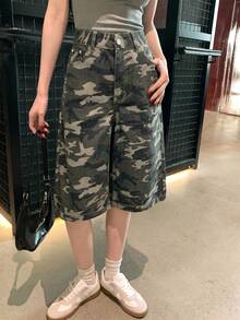 Livesso 女士宽松休闲街头迷彩绿色直筒七分牛仔短裤，适合春夏穿着 - 綠色 - 查看 5
