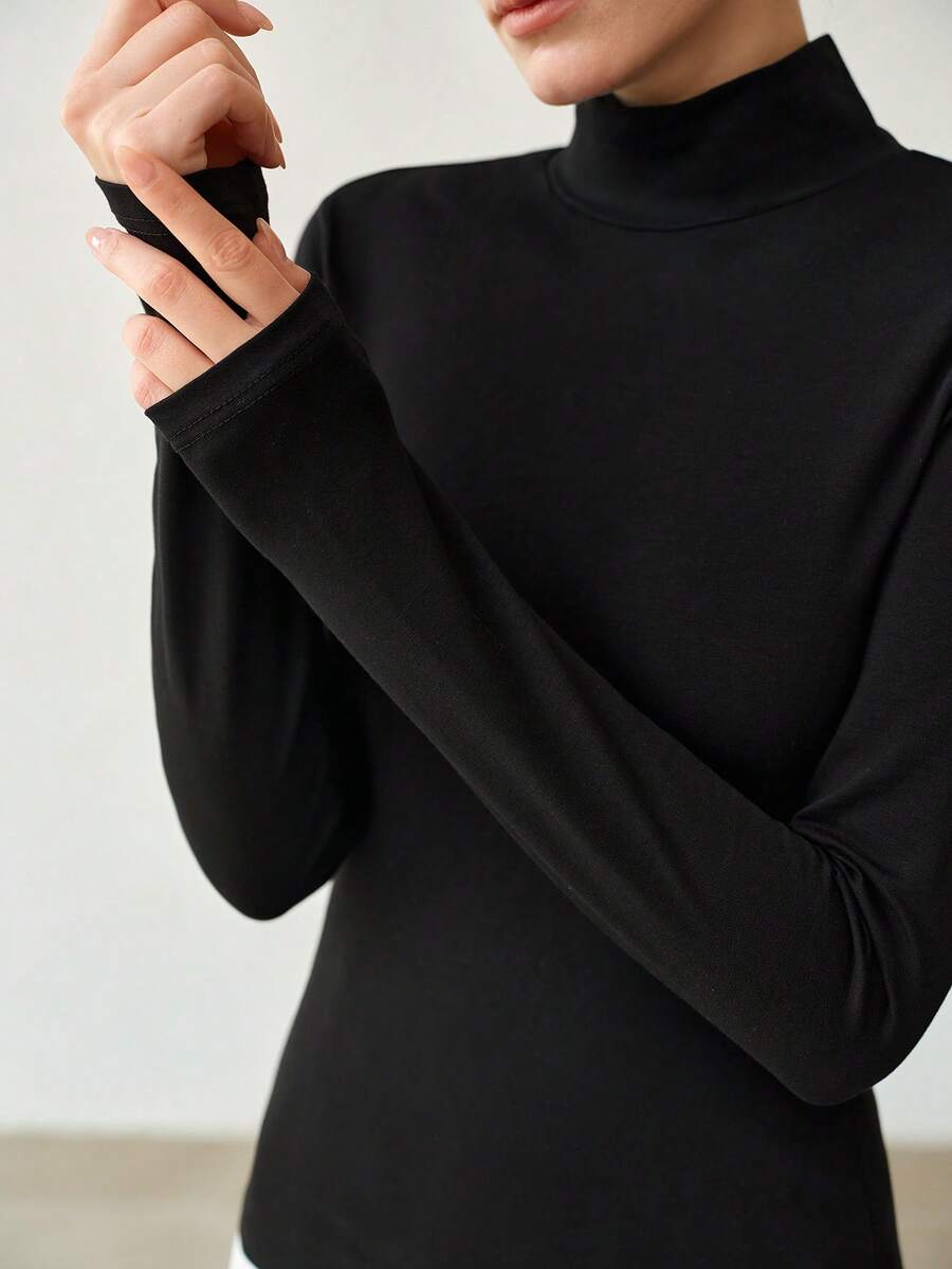 MOTF PREMIUM MINIMALIST VERSATILE SKIN-FRIENDLY SLIM FIT HIGH NECK BASE LAYER VERSATILE SLIM FIT KNIT TOP - Black - View 2