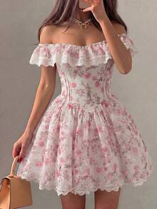 Glamine Charm Đầm nữ phong cách nghỉ dưỡng lãng mạn, đầm ngắn bằng chiffon in hoa khoét eo, đầm trễ vai xếp nếp. - Nhiều màu - Xem 2