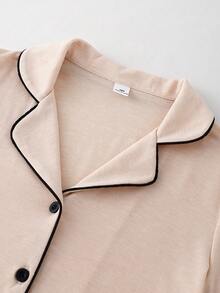 Set pigiama da casa da 2 pezzi per ragazze, elegante classico alla moda minimalista, dolce e carino, casual primavera/estate, colore albicocca chiaro/kaki, in morbido tessuto lavorato a maglia delicato sulla pelle, con top a maniche corte con colletto e pantaloni lunghi - Cachi - Visualizzare 4