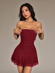 Vestido mini fruncido sin tirantes con bajo de volantes para mujer - Negro - Ver 9