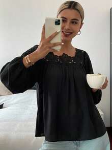 FRIFUL ملابس علوية نسائي أسود بتفاصيل دانتيل متباينة وأكمام مكشكشة فضفاضة كاجوال متعدد الاستخدامات، ملابس علوية لطيفة بأكمام طويلة للخريف - الأسود - مشاهدة 7