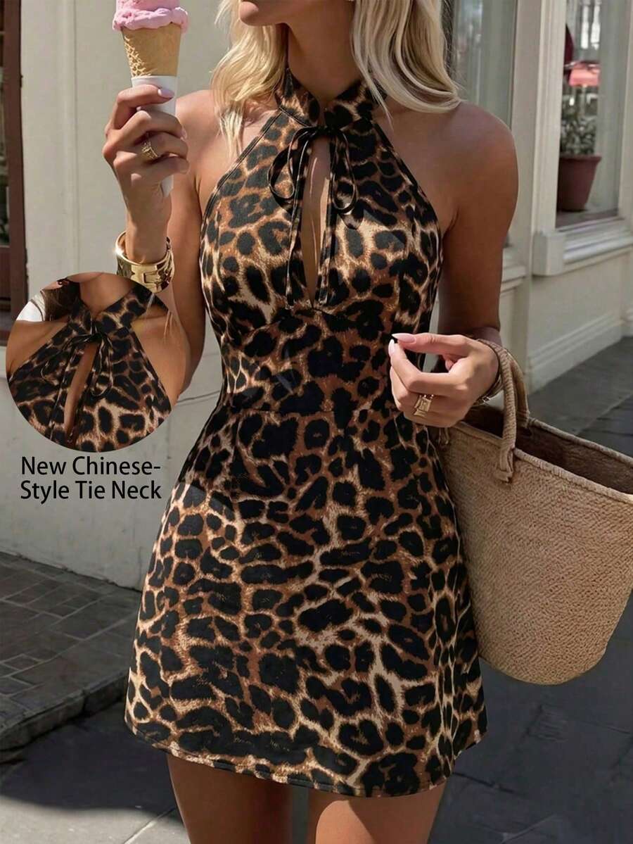 SHEIN PariChic 女款夏季掛脖綁帶立領收腰無袖短洋裝,優雅性感熱帶風修身約會外出穿搭,棕色 - 彩色 - 查看 1