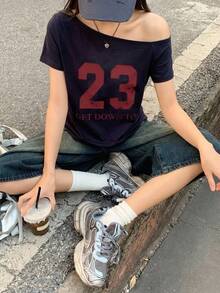 DAZY 女款對比色字母貼帶裝飾修身休閒街頭風運動圖案T恤 夏季 - 藏蓝色 - 查看 3