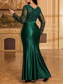 Fleurora Women's V-Neck Lace Patchwork Pleated Elegant Waist Cinched Long Party Dress - Dark Green - View 2