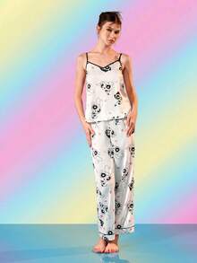 THE POWERPUFF GIRLS X SHEIN Conjunto de pijama casual cómodo de camiseta de tirantes y pantalones con estampado de corazón de dibujos animados en tela de satén blanco para mujer - Blanco - Ver 1