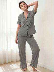 Liftille Conjunto de pijama listrado preto e branco casual para mulheres com ajuste regular Conjunto de pijama feminino com botões Pijama feminino listrado Pijama feminino com botões Conjunto de pijama feminino com botões Camisola feminina Conjunto de pijama feminino com botões Conjunto de pijama feminino com botões - Preto - Ver 1