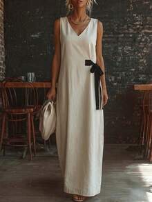 Isle Nomé Vestido largo sin mangas con cuello en V beige para mujer con detalle de lazo asimétrico en contraste negro, versátil para vacaciones de verano y diversas ocasiones - Blanco y Negro - Ver 5