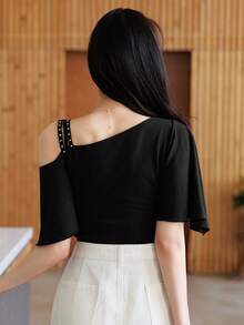 DAZY Women's Summer Asymmetrical Shoulder Design Rivet Decor Fitted Casual Elegant Pullover T-Shirt - Black - View 3