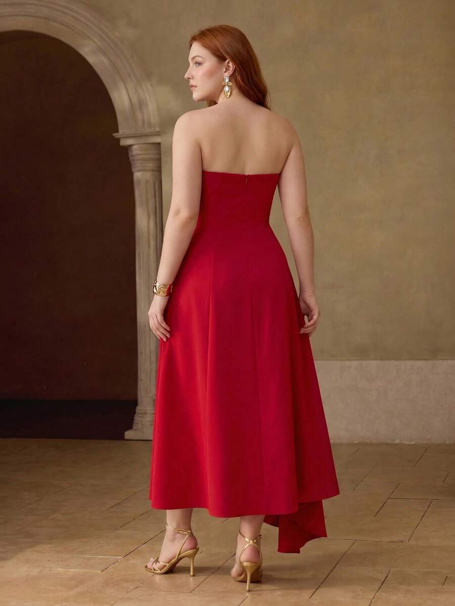 MOTF PREMIUM PLUS SIZE PLEATED STRAPLESS DRESS - Red - View 2