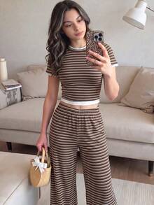 SHEIN 兒童青少年女孩棕色與白色對比圓領復古街頭風條紋短版上衣休閒修身T恤與寬腿褲2件套夏季 - 棕色 - 查看 11