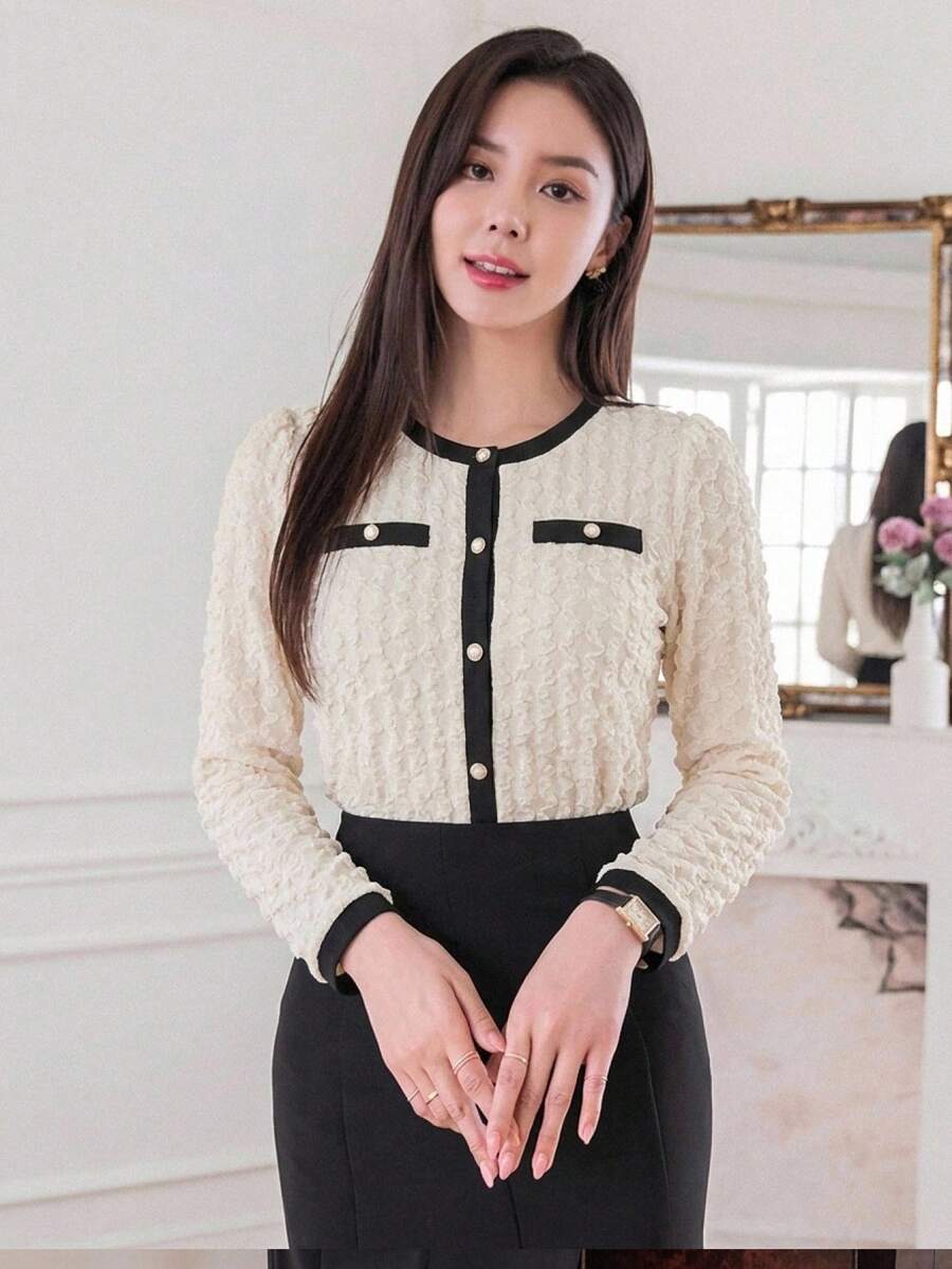 DAZY Spring Summer Autumn Round Neck Long Sleeve Apricot Color 3D Jacquard Fabric Slim Fit Women's T-Shirt School - White - View 1