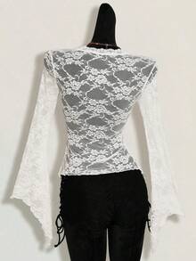 SHEIN ICON Y2k 女款西式鄉村音樂會波希米亞嬉皮哥德風透視酒紅色性感蕾絲扭結前襟長袖開襟衫 - 白色 - 查看 2