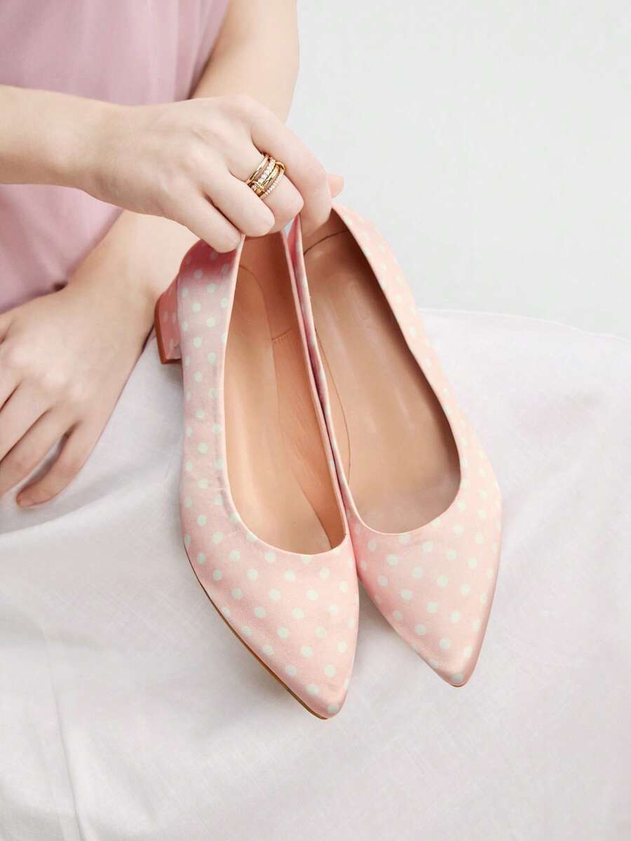 CUCCOO BIZCHIC Ladies Simple Pointed Elegant Pink Versatile Flats, Suitable For Summer Vacation, Business Leisure, Spring, Spring Break, Easter, Christmas And Other - Pink polka dot - View 1