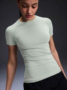 Powerista Solid Color Round Neck Short Sleeve Slim Fit Sports T-Shirt - Green - View 7