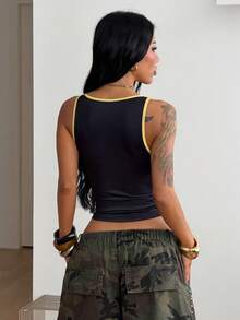 Coolane Damen Casual Tank Top mit V-Ausschnitt und Buchstaben-Muster Saum - Schwarz - Übersicht 6