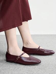 CUCCOO BIZCHIC 女款時尚通勤百搭休閒瑪麗珍平底鞋，聖誕春季鞋款 - 酒紅色.. - 查看 5