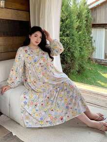 Dazy Plus 大尺碼女孩花卉印花圓領寬鬆長款休閒睡袍睡衣 - 杏色 - 查看 6