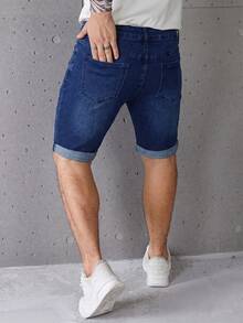 Manfinity Homme 男士修身休閒百搭牛仔短褲附口袋 - 深色水洗藍 - 查看 2