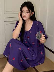 Dazy Plus 時尚葉子與花卉印花圓領 A 字版型寬鬆長款家居洋裝 優雅睡袍 夏季睡衣 - 紫羅蘭色 - 查看 4