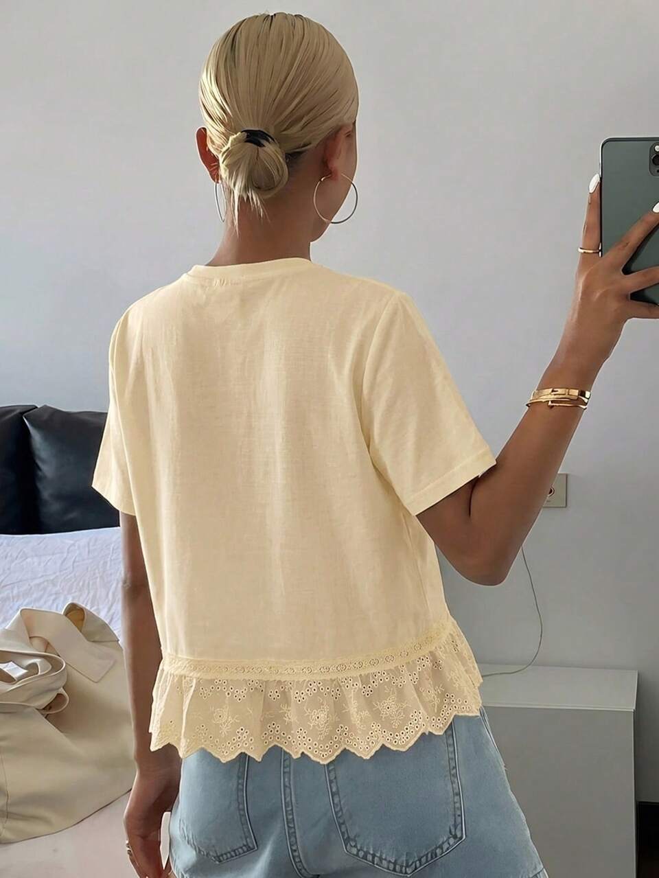 Women's Solid Color Crew Neck Short Sleeve Lace Patchwork Casual Summer Top