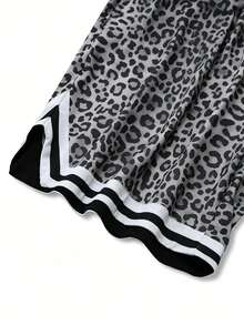 Manfinity Dauomo Men's Leopard Print Casual Shorts With Pockets - Grey - View 5