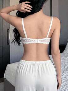 Napfluff 2 Packs Floral Lace Underwire Lingerie Bra Set - Black and White - View 2
