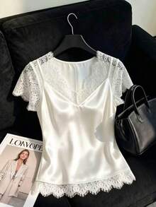 GlowEve CURVE Plus Size Fashion Design Lace Trim Patchwork Casual Blouse , Summer Casual Vacation Work Commute Top - White - View 3