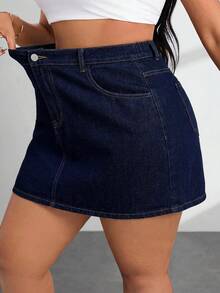 SHEIN PETITE CURVE 大尺碼女款高腰深色水洗牛仔迷你裙，後腰鬆緊 A 字牛仔裙，適合夏季街頭穿搭與日常 - 深色水洗藍 - 查看 4