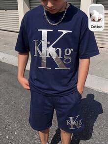 SHEIN 2件組青少年男孩休閒極簡圓領短袖T恤與短褲套裝，時尚經典King文字圖案印花，適合夏季、街頭風、日常穿著、外出、居家、度假、春夏時尚、夏季穿搭、舒適易穿、兒童疊穿、時尚童裝、休閒穿著、兒童運動大學數字圖案T恤、開學季、春夏衣物、返校 - 寶藍色 - 查看 5