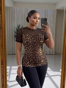 SHEIN Lady CURVE 大码女式时尚豹纹网眼拼接短袖T恤 - 彩色 - 查看 5