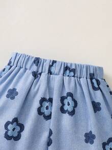 SHEIN Elladie kids 女童夏季休閒牛仔裙褲，幼女復古碎花印花牛仔連身防走光短裙（含內褲），可愛學院風下身，適合上學、公園及日常穿著 - 藍色 - 查看 8