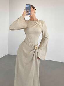 SHEIN Tall CURVE 大尺碼女款長袖金屬感花卉裝飾優雅洋裝 - 杏色 - 查看 6