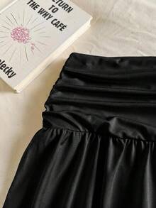 SHEIN Tween女孩休閒甜美荷葉邊裙襬純色百搭裙 - 黑色 - 查看 2