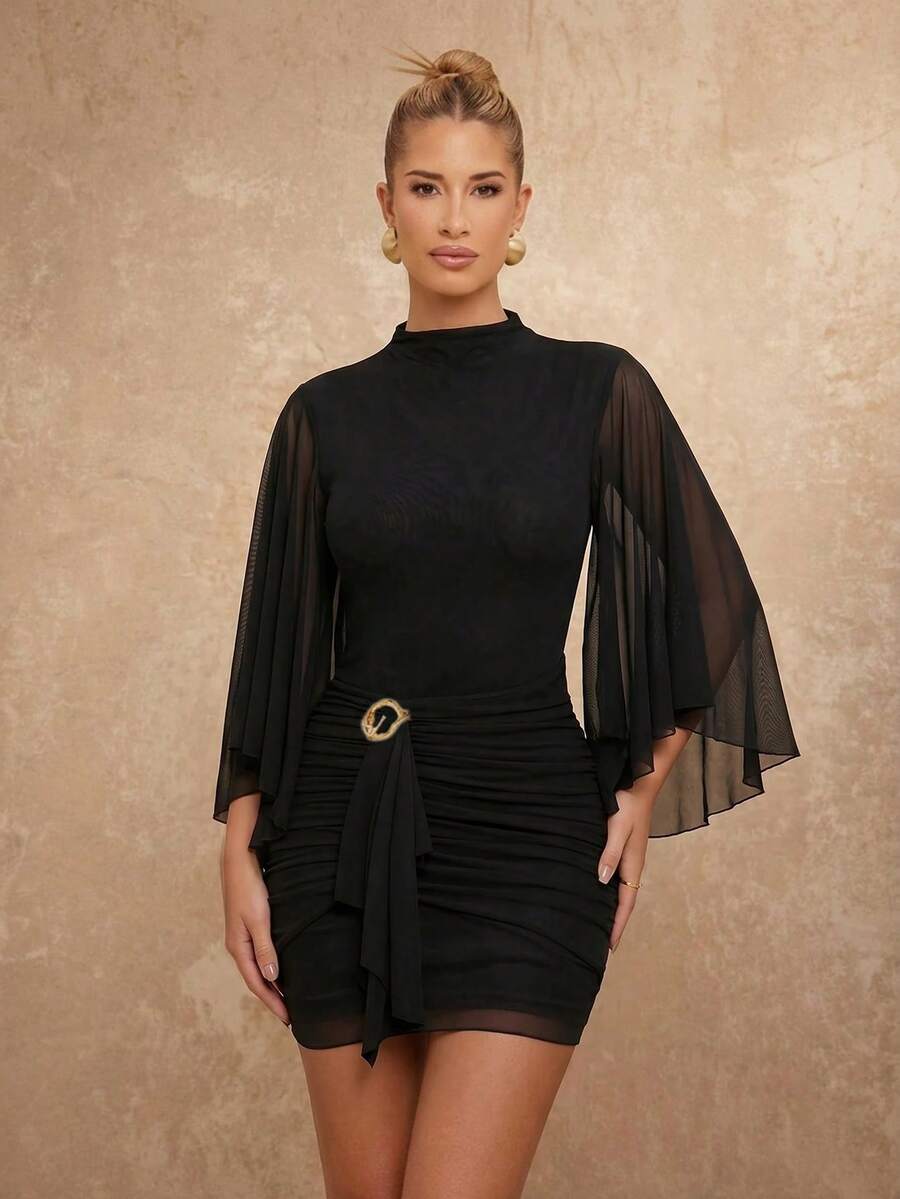 Lumalex 女款素色立領直肩修身優雅簡約設計迷你洋裝 - 黑色 - 查看 1