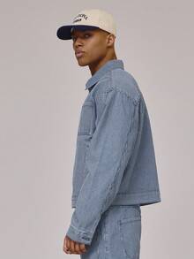 Musero 短版方身長袖落肩拉鍊開襟領口輕量牛仔細條紋夾克 前口袋設計 套裝上衣 春夏必備 - 淺藍色 - 查看 4