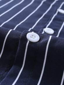 Manfinity Mode Camisa de manga larga a rayas amigable con la piel para hombres - Azul Marino - Ver 3