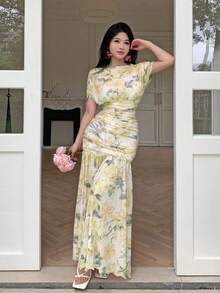 Modelyn 女款粉色網紗花卉印花夏季百褶優雅高雅時尚長洋裝，適合外出與晚宴派對 - 黃色 - 查看 4